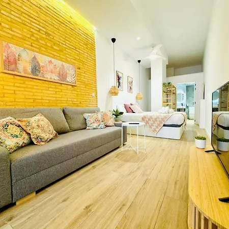 Dorado Cabanyal - Luxury Beachside Charm Valenza